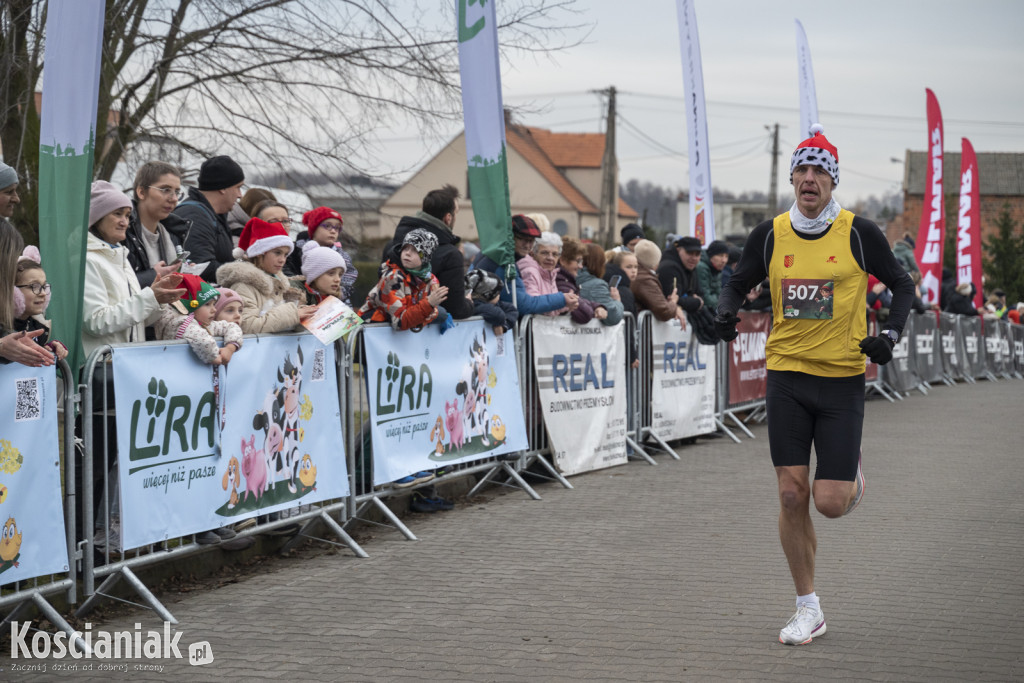 Bieg Elfa w Pogoni za Mikołajem w Krzywiniu