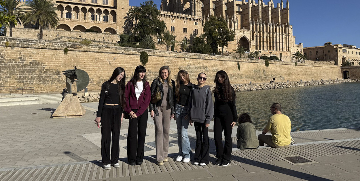 Wyjazd na Majorkę śladami Chopina uczennic Czwórki