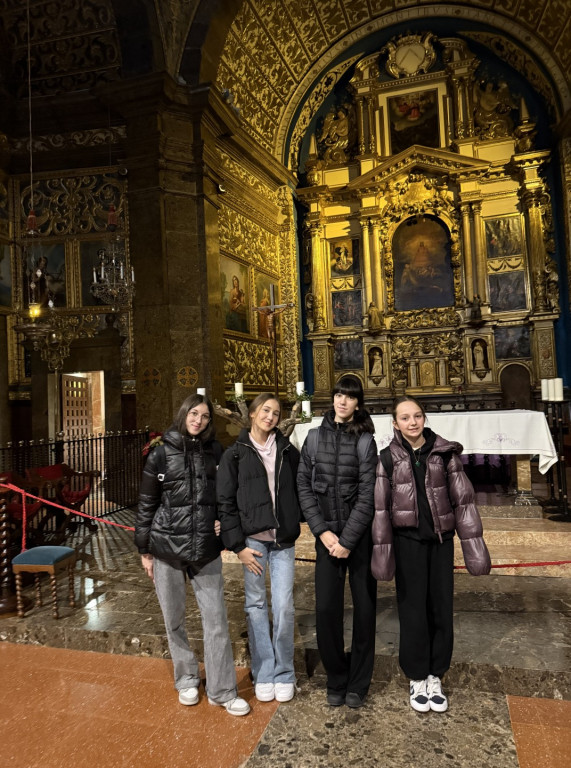 Wyjazd na Majorkę śladami Chopina uczennic Czwórki