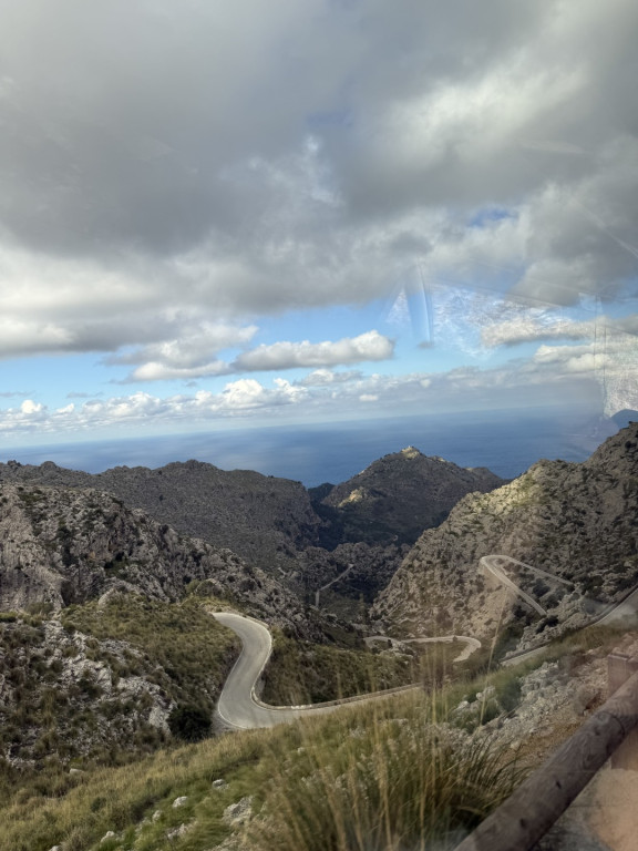 Wyjazd na Majorkę śladami Chopina uczennic Czwórki