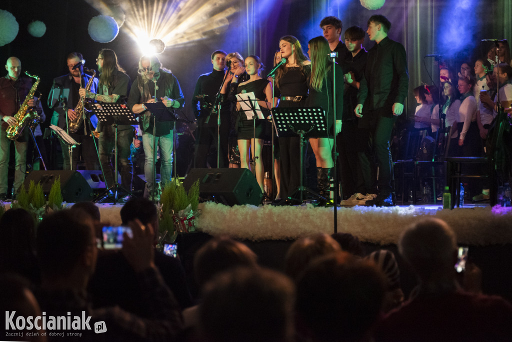 Świąteczny koncert kościańskich artystów