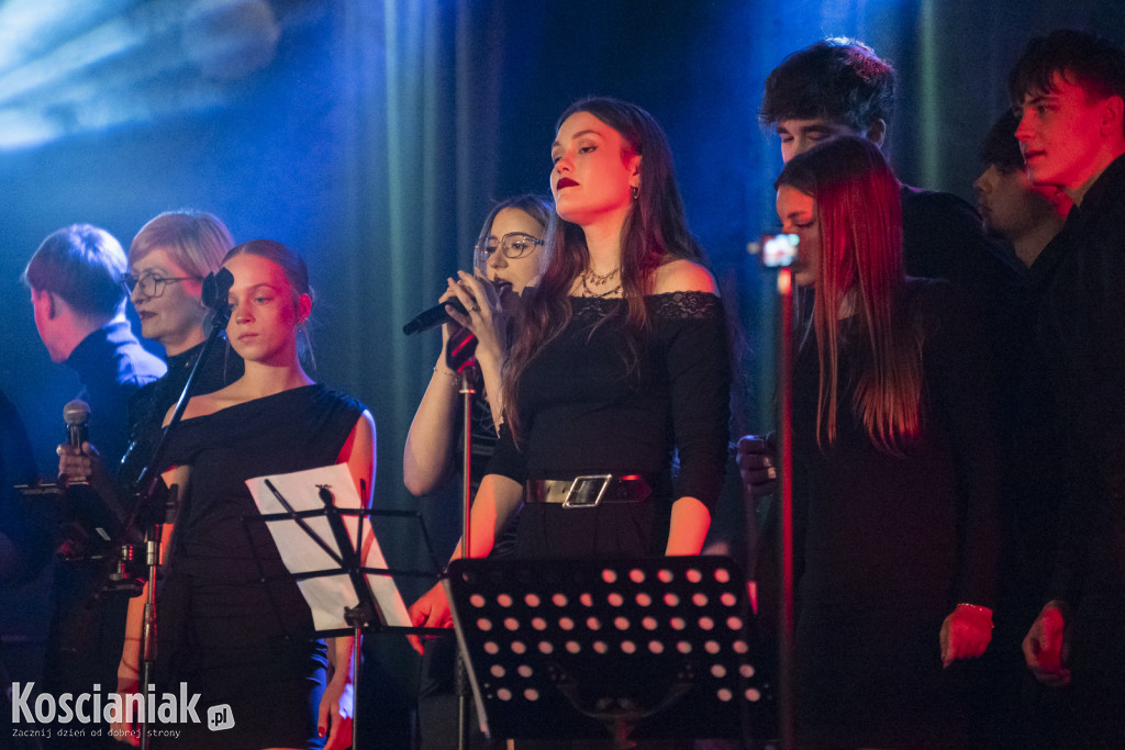 Świąteczny koncert kościańskich artystów