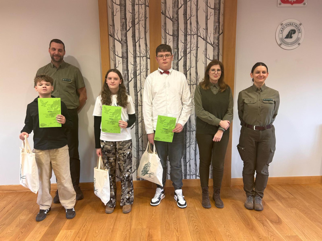 Wręczono nagrody w konkursie „Leśny krąg życia”