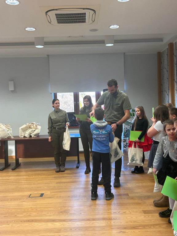 Wręczono nagrody w konkursie „Leśny krąg życia”