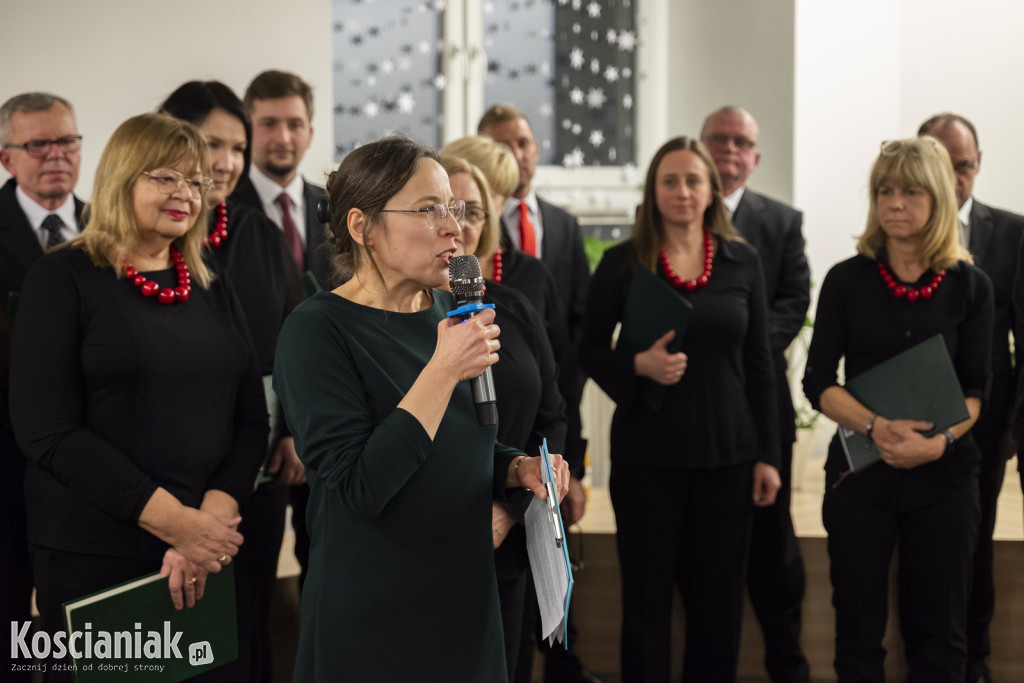 Kolędy i pastorałki wybrzmiały w bibliotece