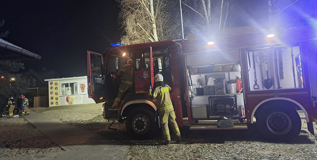 Pożar budki z lodami w Cichowie