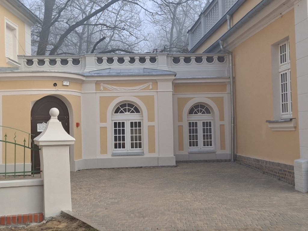 Koniec remontu północnej oficyny w Jarogniewicach