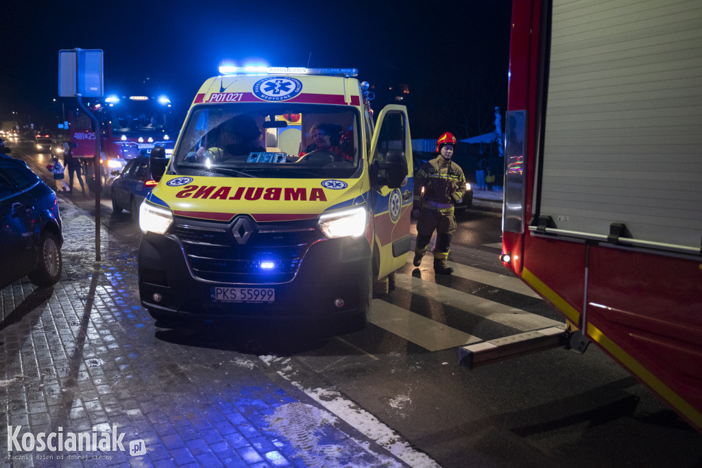 Samochód wjechał w latarnię na Północnej