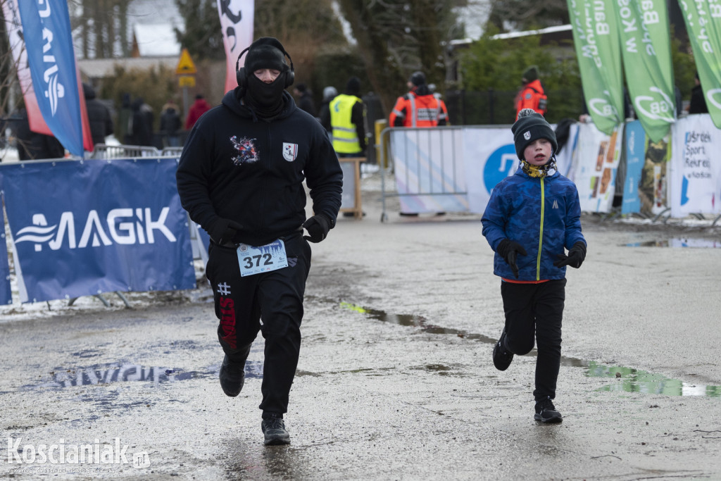 VI Zimowy Bieg Niedźwiedzia w Nowym Dębcu