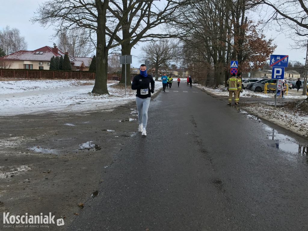 VI Zimowy Bieg Niedźwiedzia w Nowym Dębcu