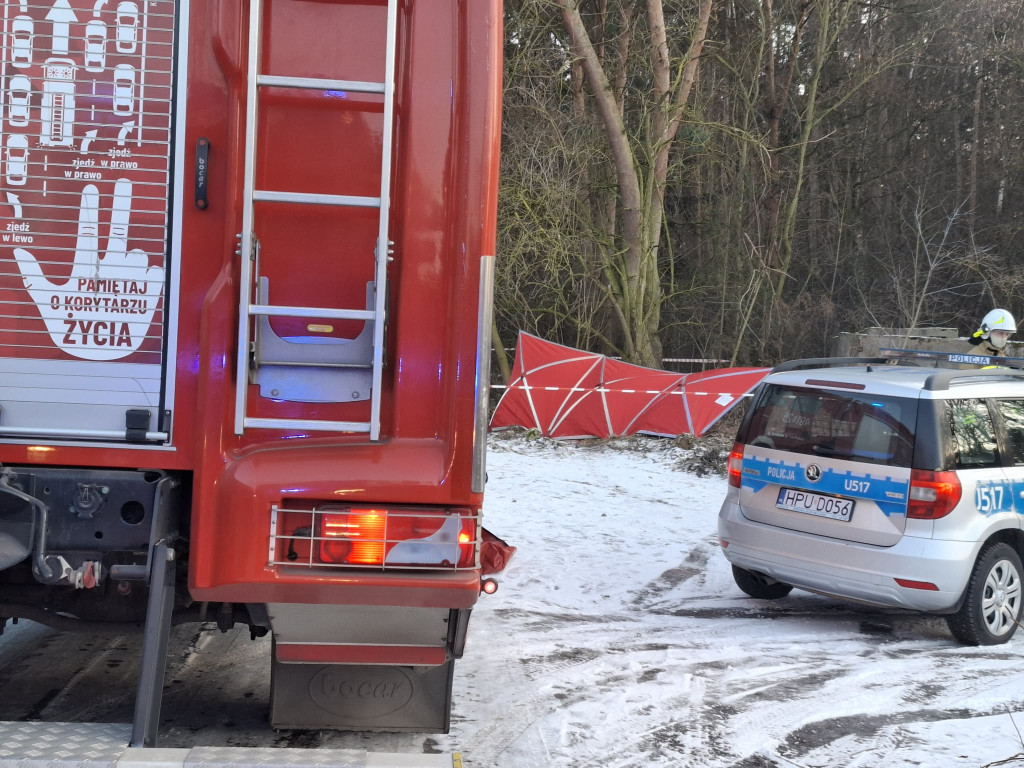 Znaleziono martwego mężczyznę w rowie w Starym Dębcu