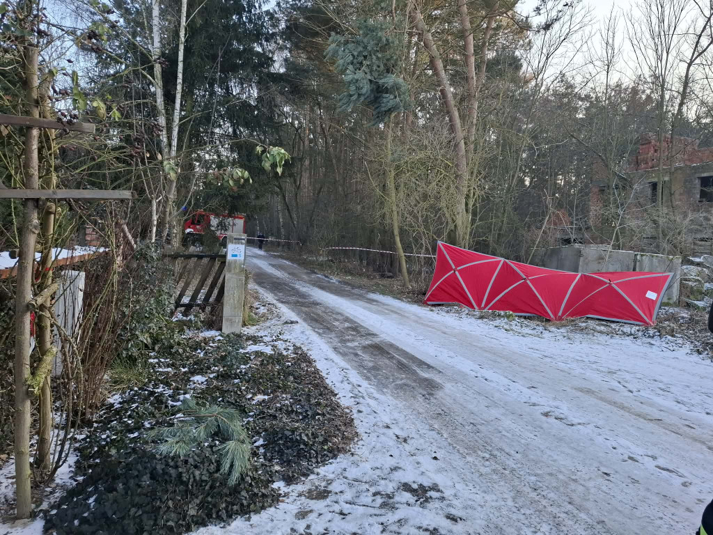 Znaleziono martwego mężczyznę w rowie w Starym Dębcu