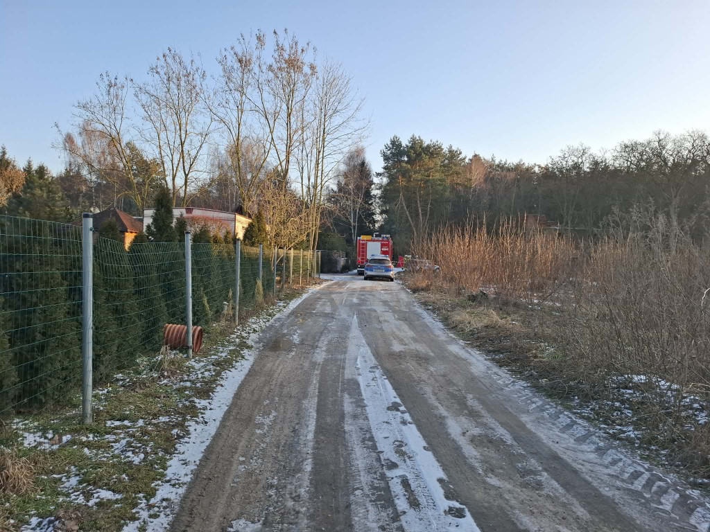 Znaleziono martwego mężczyznę w rowie w Starym Dębcu