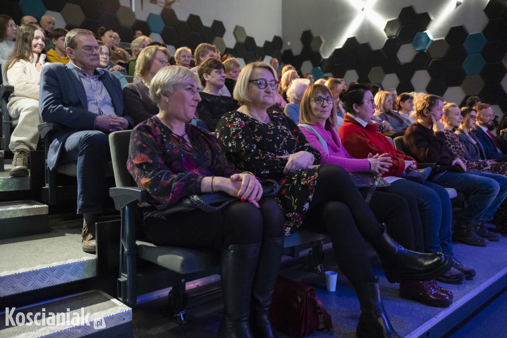 Cztery (NIE)ZWYKŁE kobiety opowiedziały o sobie