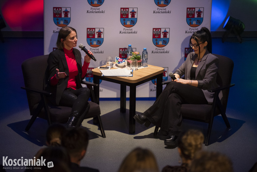 Cztery (NIE)ZWYKŁE kobiety opowiedziały o sobie