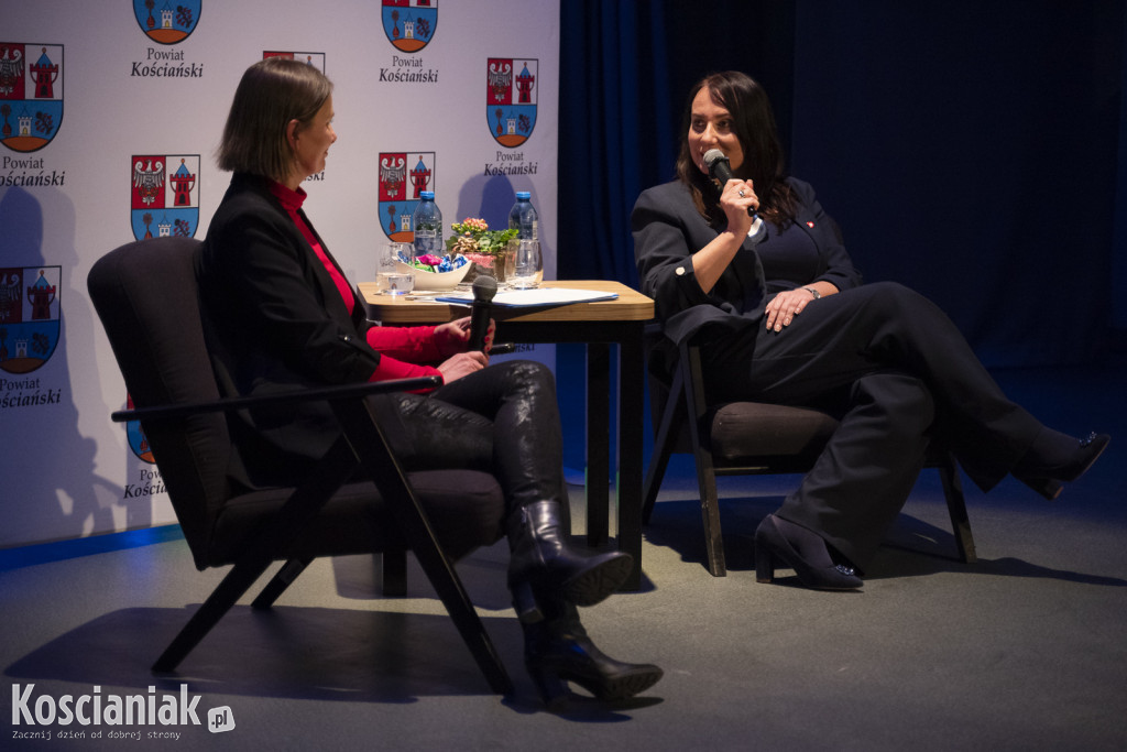 Cztery (NIE)ZWYKŁE kobiety opowiedziały o sobie