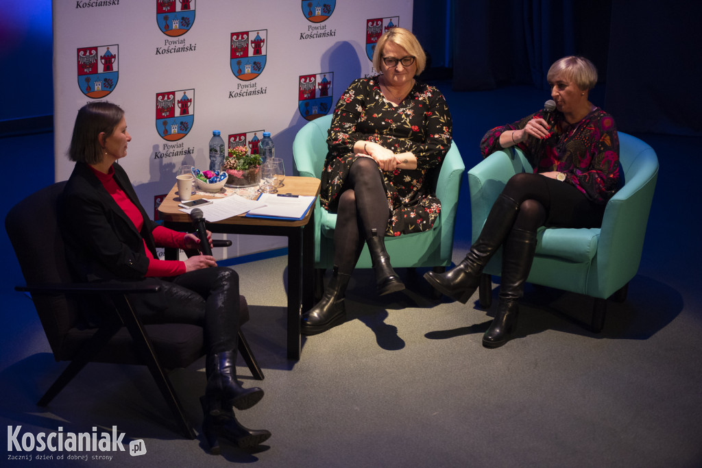 Cztery (NIE)ZWYKŁE kobiety opowiedziały o sobie