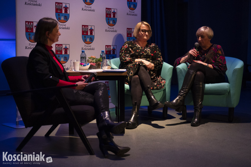 Cztery (NIE)ZWYKŁE kobiety opowiedziały o sobie