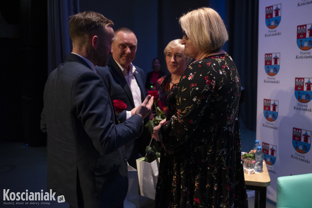 Cztery (NIE)ZWYKŁE kobiety opowiedziały o sobie