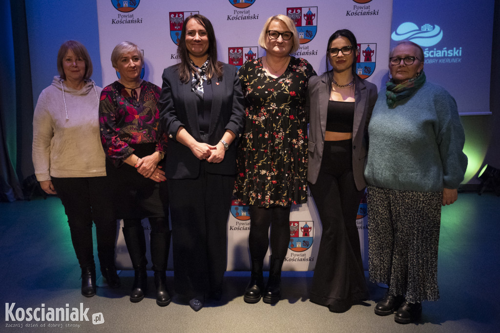 Cztery (NIE)ZWYKŁE kobiety opowiedziały o sobie