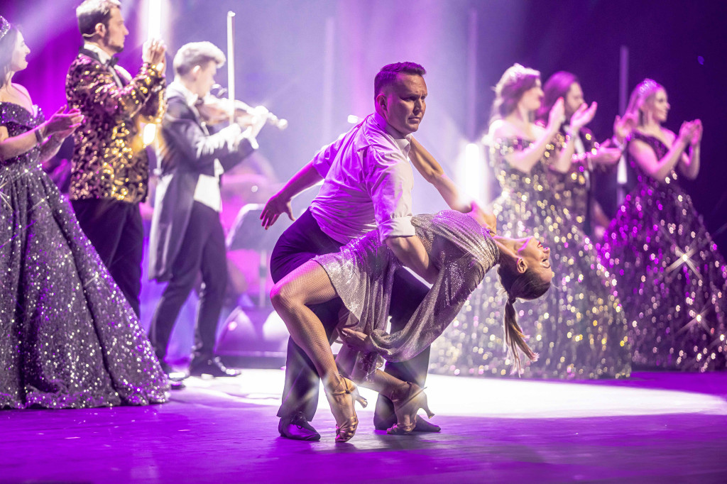 Orkiestra Księżniczek w walentynki w Kościanie