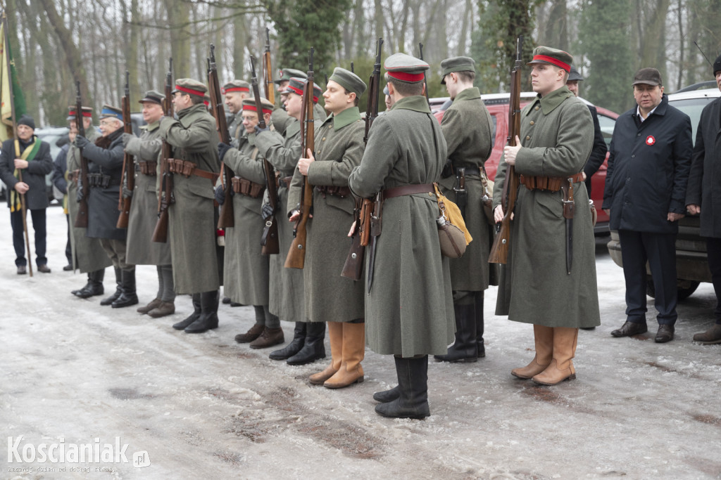 W hołdzie Powstańcom Wielkopolskim z Kiełczewa