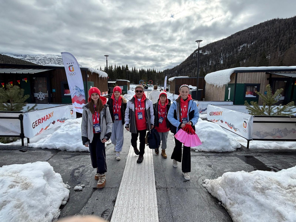 Kibice z Racotu odwiedzili olimpijską wioskę