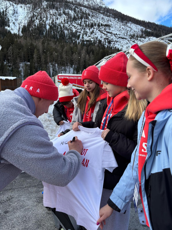 Kibice z Racotu odwiedzili olimpijską wioskę