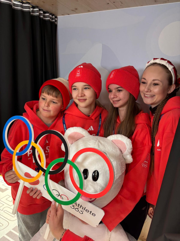 Kibice z Racotu odwiedzili olimpijską wioskę