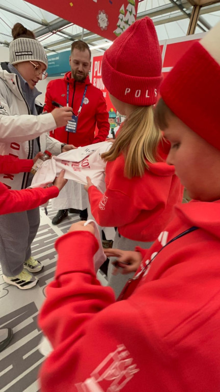 Kibice z Racotu odwiedzili olimpijską wioskę