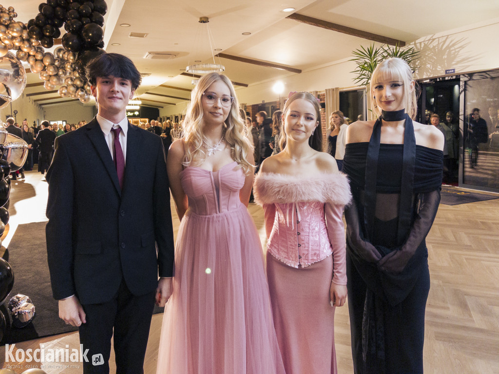 Studniówka 2026 I LO w Kościanie. Zobacz zdjęcia