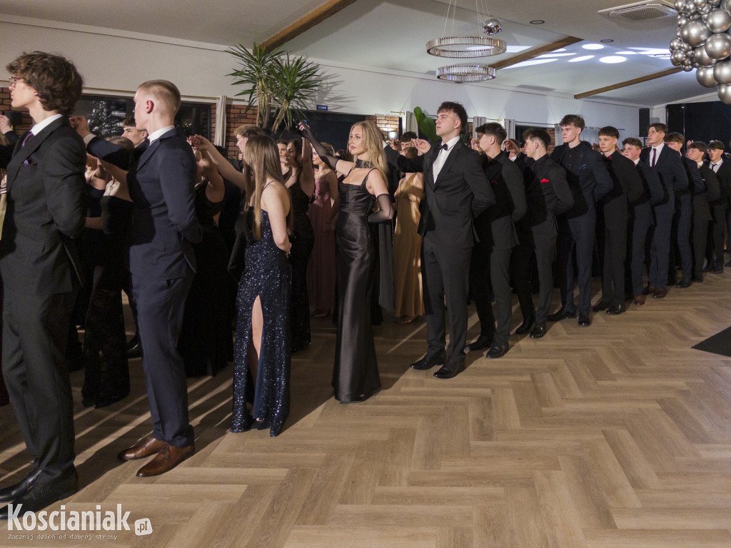 Studniówka 2026 I LO w Kościanie. Zobacz zdjęcia