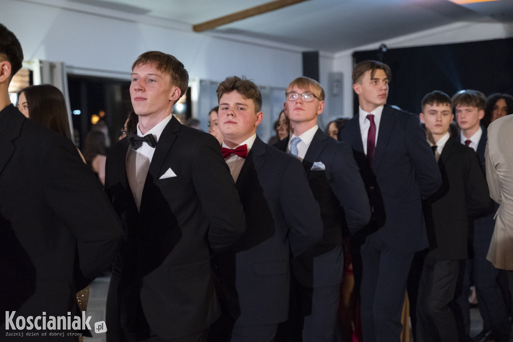 Studniówka 2026 I LO w Kościanie. Zobacz zdjęcia