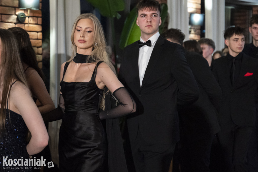 Studniówka 2026 I LO w Kościanie. Zobacz zdjęcia