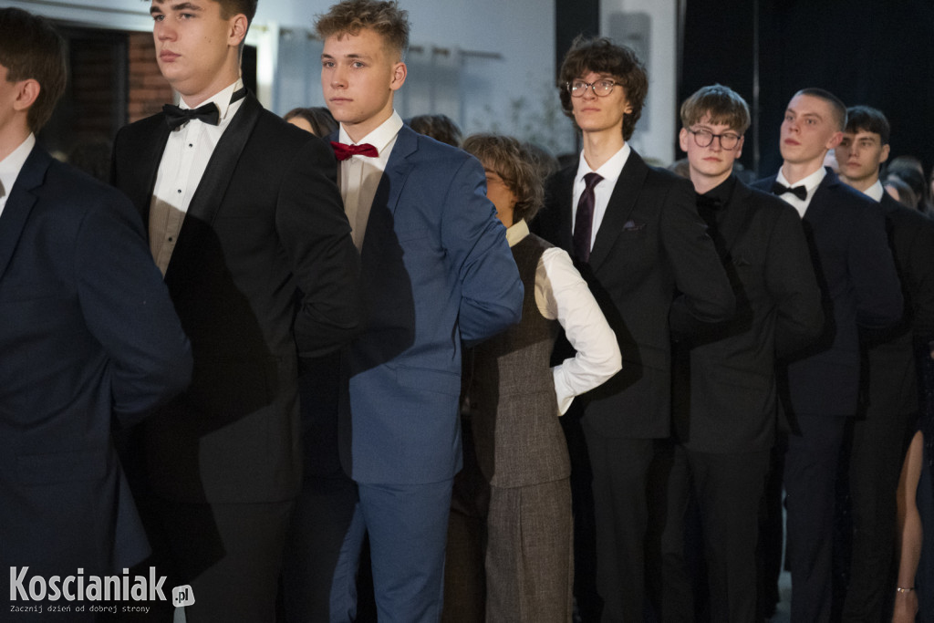 Studniówka 2026 I LO w Kościanie. Zobacz zdjęcia