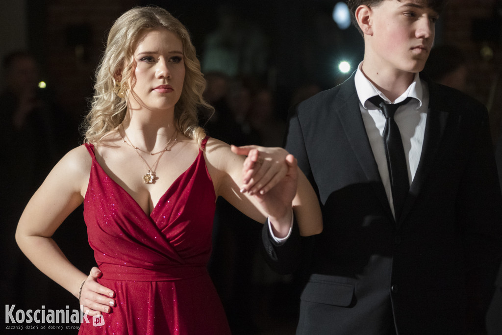 Studniówka 2026 I LO w Kościanie. Zobacz zdjęcia