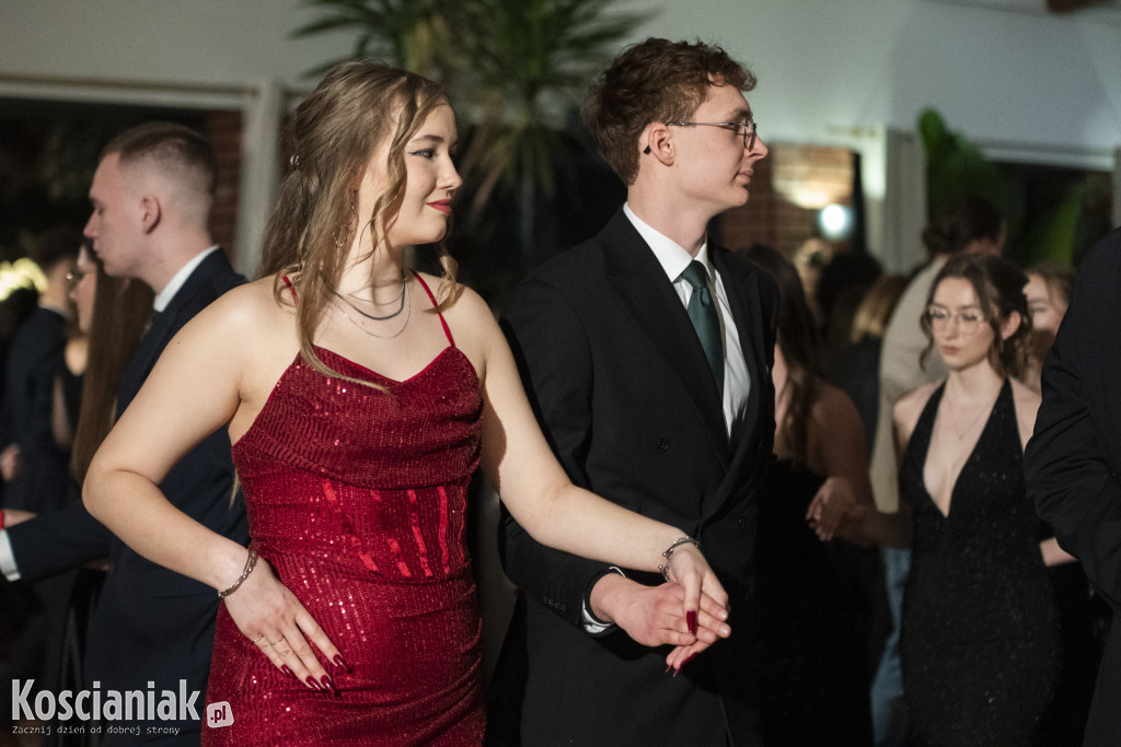 Studniówka 2026 I LO w Kościanie. Zobacz zdjęcia