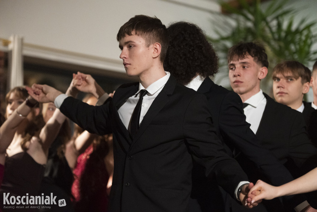 Studniówka 2026 I LO w Kościanie. Zobacz zdjęcia