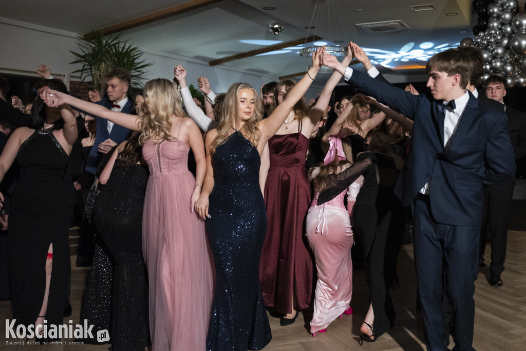 Studniówka 2026 I LO w Kościanie. Zobacz zdjęcia