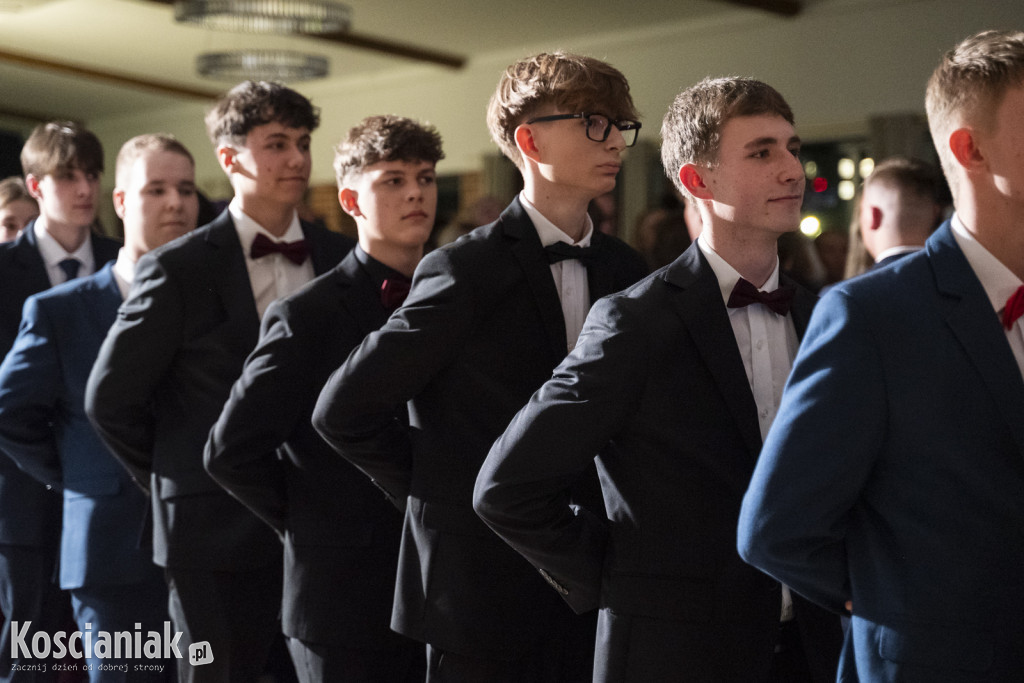 Studniówka 2026 I LO w Kościanie. Zobacz zdjęcia