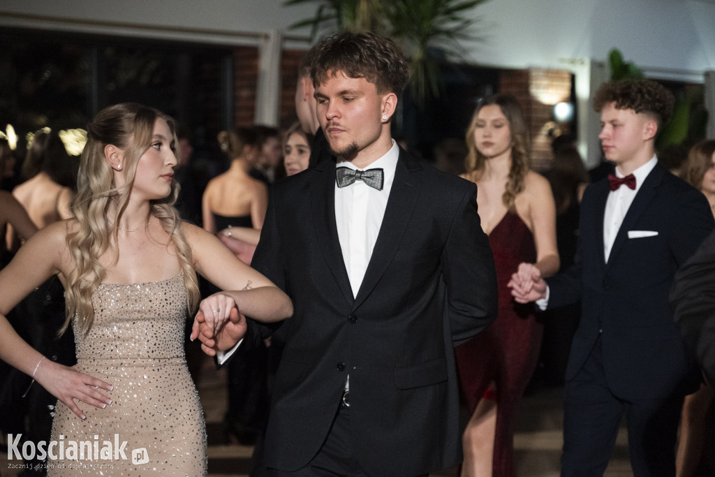 Studniówka 2026 I LO w Kościanie. Zobacz zdjęcia