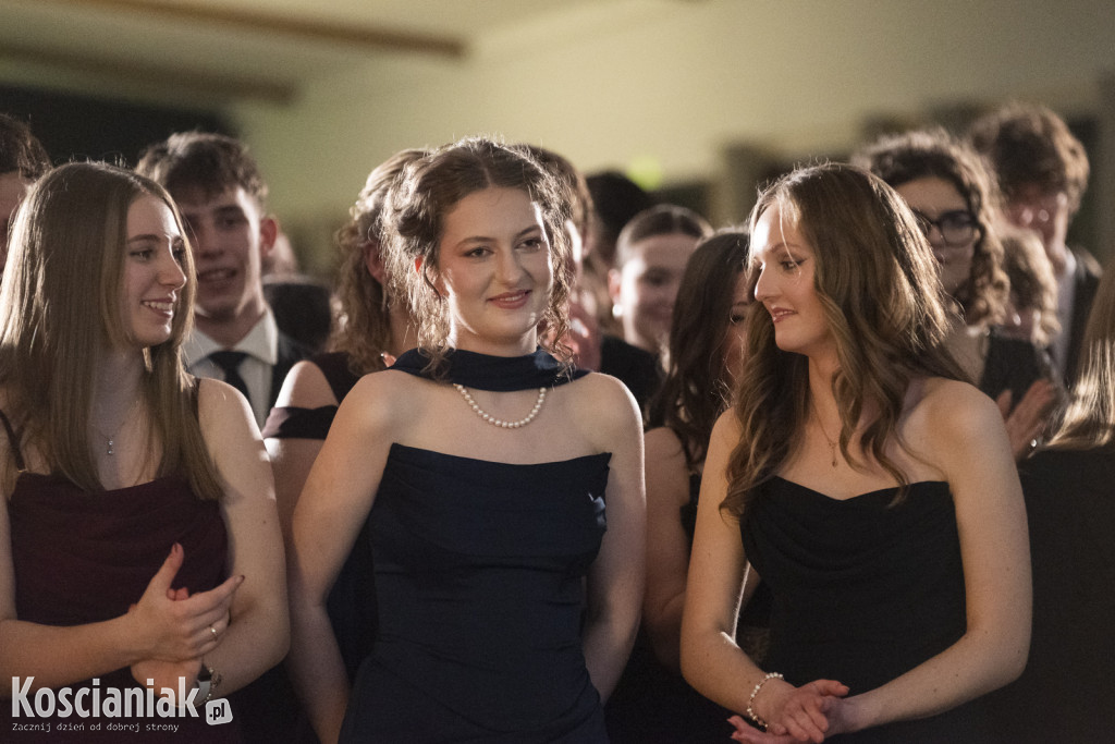 Studniówka 2026 I LO w Kościanie. Zobacz zdjęcia