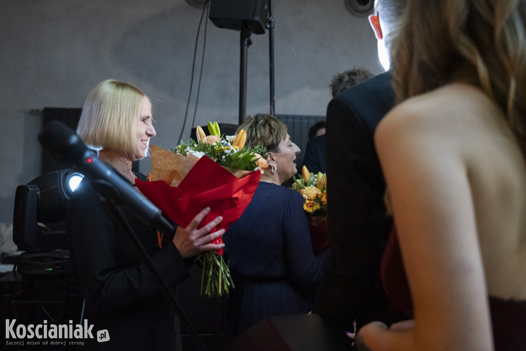 Studniówka 2026 I LO w Kościanie. Zobacz zdjęcia