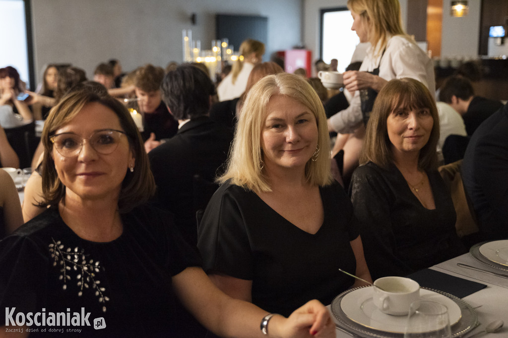 Studniówka 2026 I LO w Kościanie. Zobacz zdjęcia