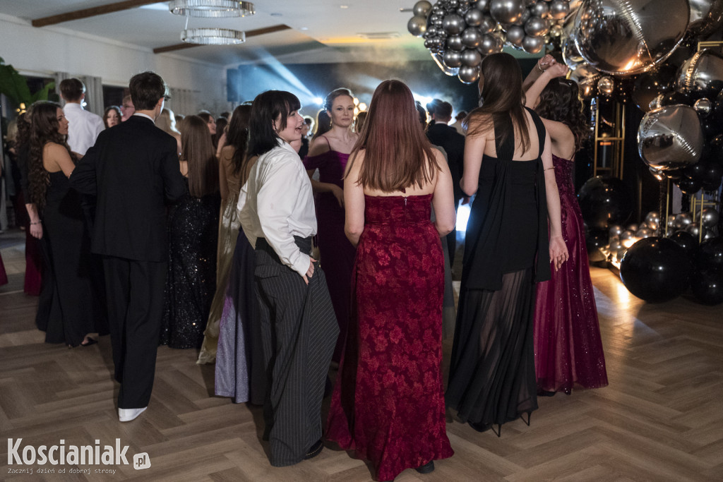 Studniówka 2026 I LO w Kościanie. Zobacz zdjęcia