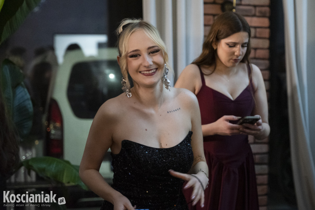 Studniówka 2026 I LO w Kościanie. Zobacz zdjęcia