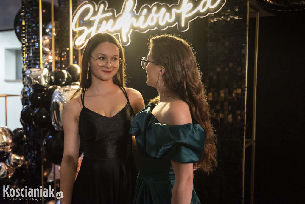 Studniówka 2026 I LO w Kościanie. Zobacz zdjęcia