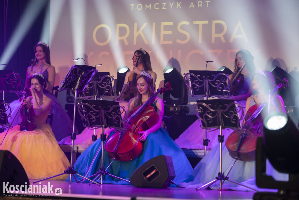 Zachwycająca Orkiestra Księżniczek na zdjęciach