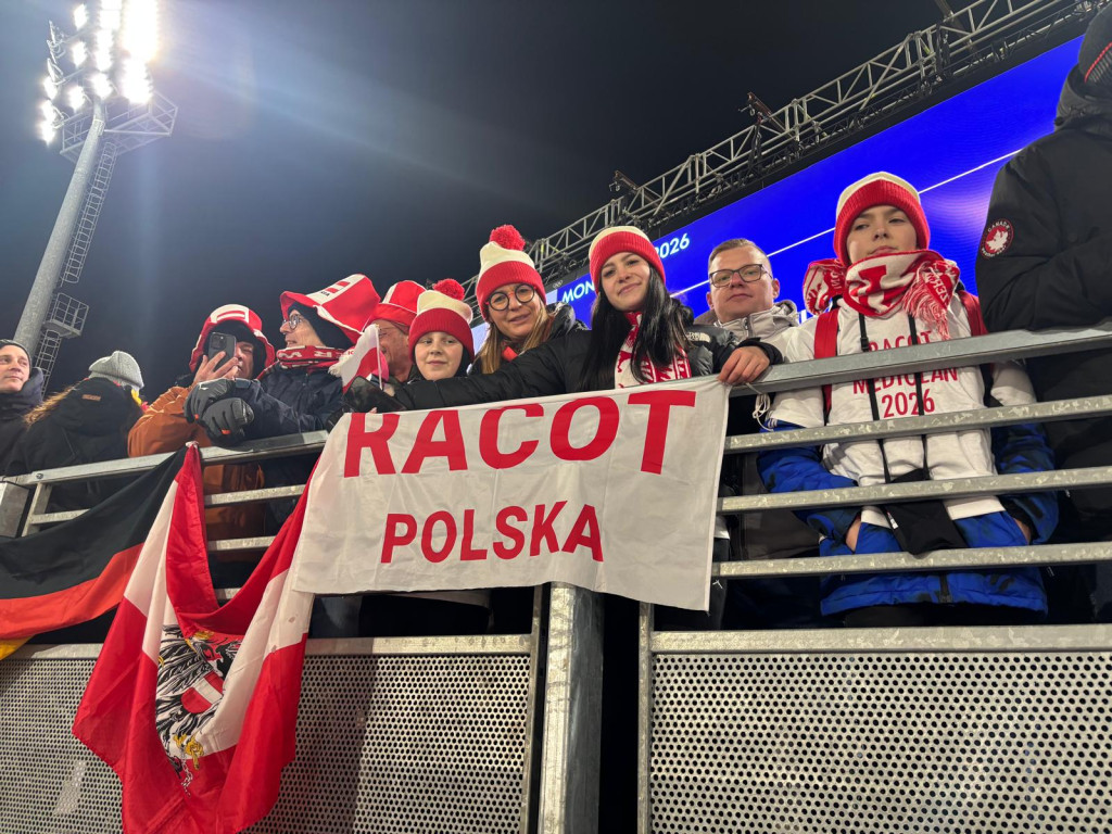 Kibice Jantara dopingują Polaków na skoczni