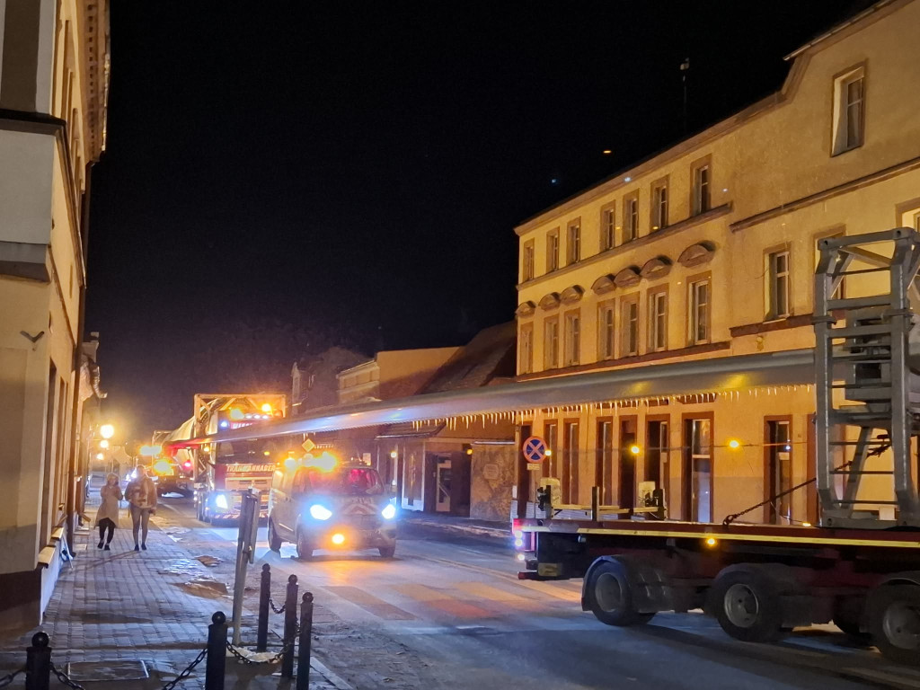 Przejazd kolosów przez Śmigiel